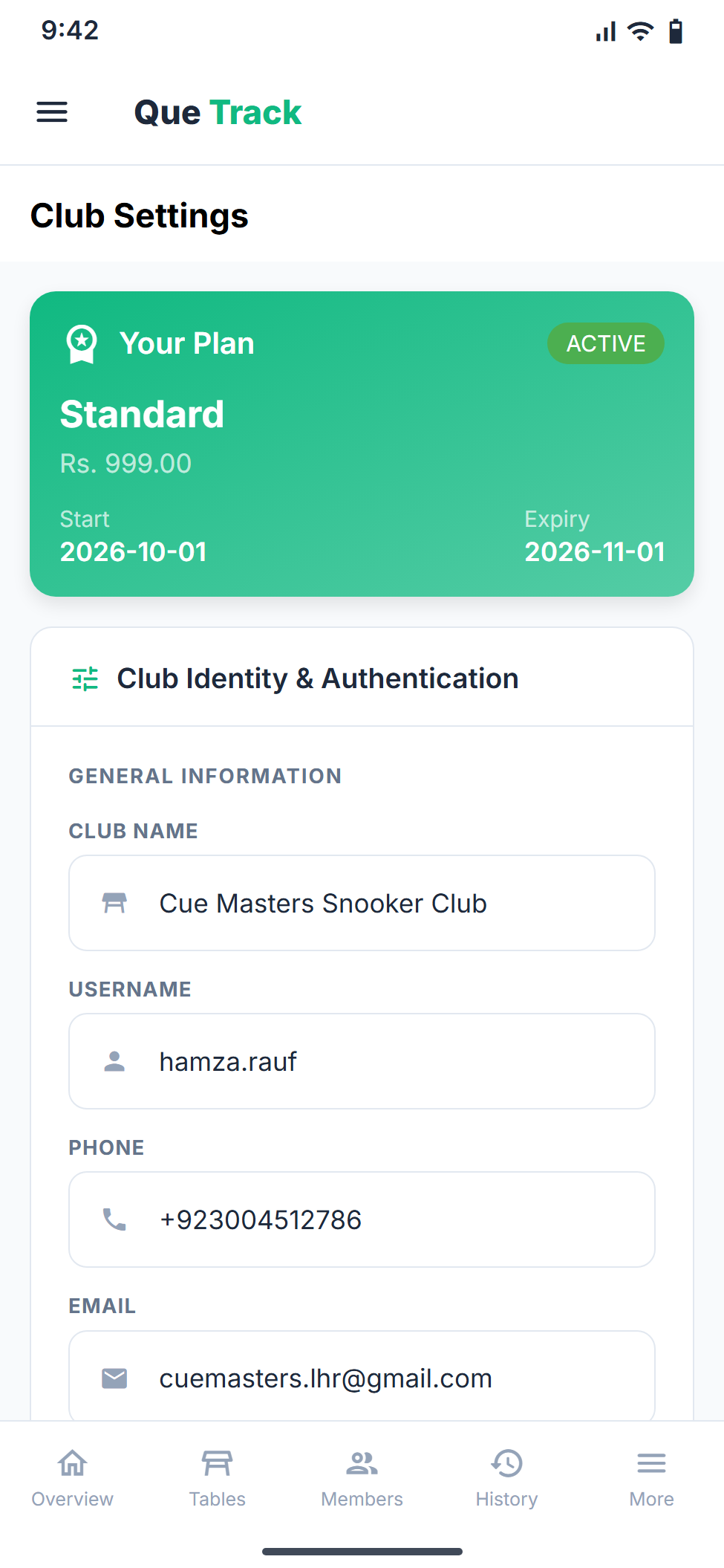 Club settings screen in the QUE TRACK Android app